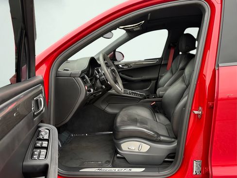 Used 2017 Porsche Macan GTS AWD/4WD image 17