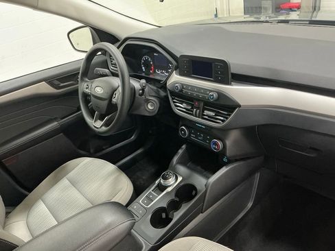 Used 2022 Ford Escape S image 28