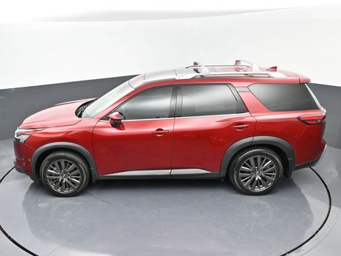 Used 2022 Nissan Pathfinder SL w/ SL Premium Package image 42