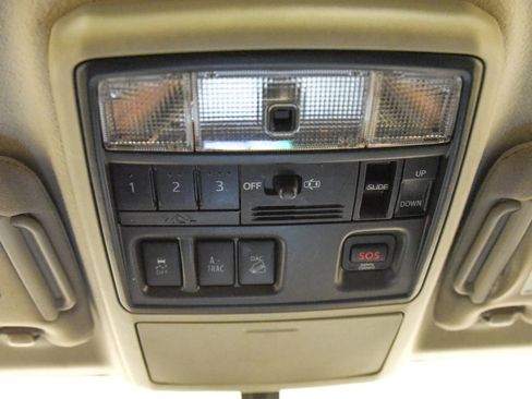 Used 2015 Toyota 4Runner Limited AWD/4WD image 30