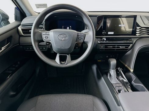 New 2026 Toyota Camry LE image 10