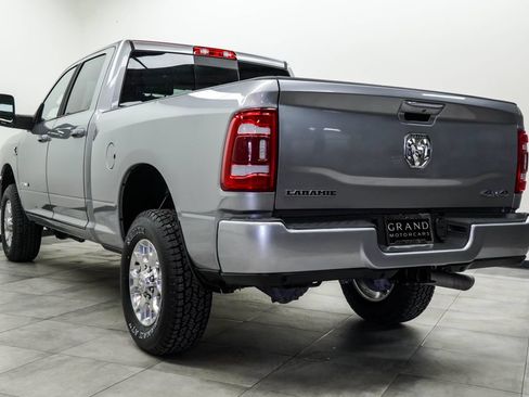 Used 2024 RAM 2500 Laramie w/ Safety Group AWD/4WD image 11