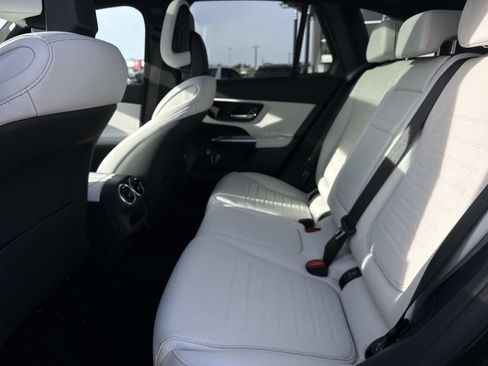 New 2026 Mercedes-Benz GLC 300 image 6