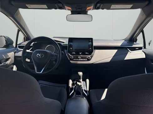 Used 2020 Toyota Corolla SE image 18