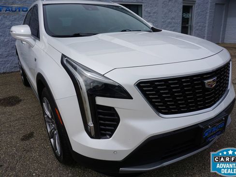 Used 2019 Cadillac XT4 Premium Luxury w/ Technology Package FWD image 7