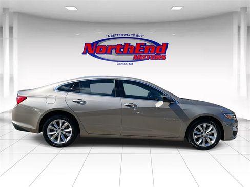 Used 2024 Chevrolet Malibu LT image 2
