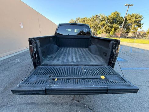Used 2013 Ford F150 Lariat w/ Luxury Equipment Group AWD/4WD image 32