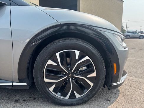 Used 2024 Kia EV6 Wind AWD/4WD image 2