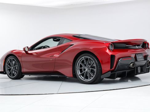 Certified 2019 Ferrari 488 Pista Coupe image 28