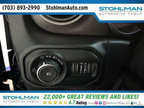 Used 2021 Jeep Wrangler Sport S image 19