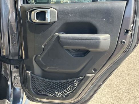 Used 2022 Jeep Wrangler Unlimited Sport AWD/4WD image 22