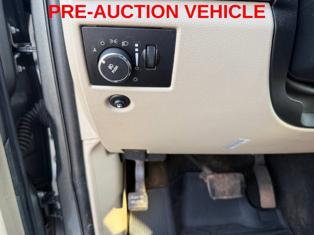 Used 2012 Jeep Grand Cherokee Limited AWD/4WD image 25