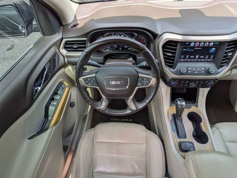 Used 2018 GMC Acadia Denali FWD image 19
