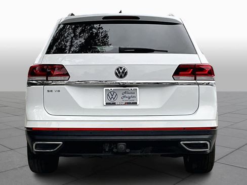 Certified 2022 Volkswagen Atlas SE image 5