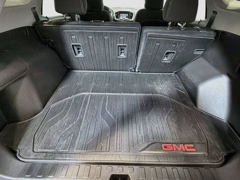 Used 2022 GMC Terrain SLE w/ Driver Convenience Package AWD/4WD image 27