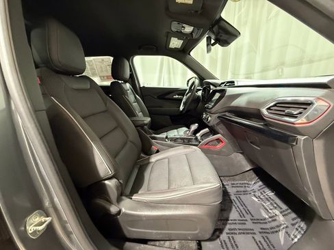 Used 2021 Chevrolet TrailBlazer RS w/ Technology Package image 20