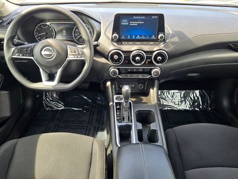 Used 2024 Nissan Sentra SV FWD image 18