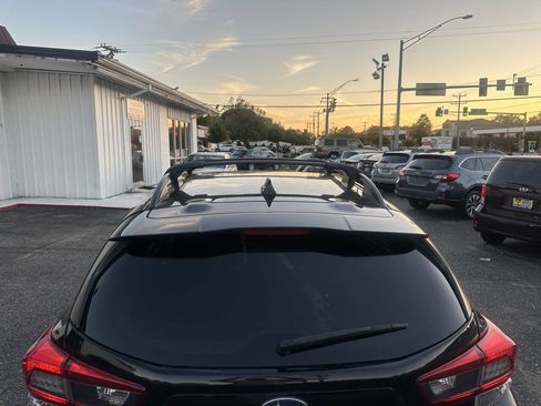 Used 2020 Subaru Crosstrek 2.0i Premium w/ Moonroof Package 2 image 7