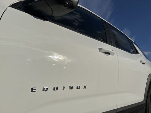 New 2025 Chevrolet Equinox LT w/ Safety and Technology Package image 65