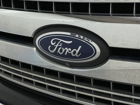 Used 2018 Ford F150 Lariat w/ Equipment Group 502A Luxury image 36