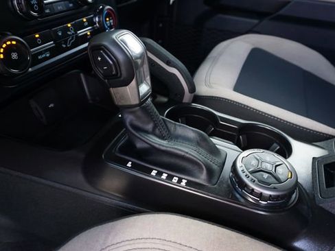 Certified 2023 Ford Bronco Big Bend w/ Sasquatch Package image 27