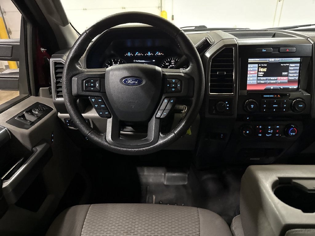 Used 2015 Ford F150 XLT w/ Equipment Group 302A Luxury AWD/4WD image 11