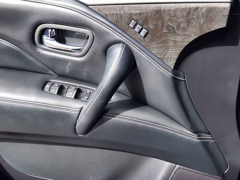 Used 2022 INFINITI QX80 Luxe w/ Cargo Package image 13