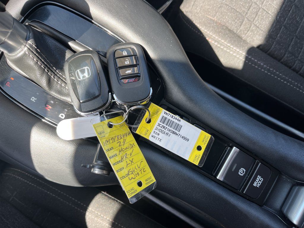 Certified 2024 Honda HR-V LX image 21