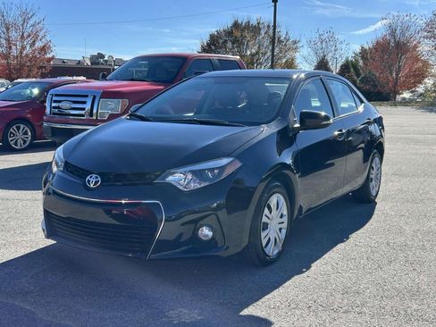 Used 2015 Toyota Corolla S image 7