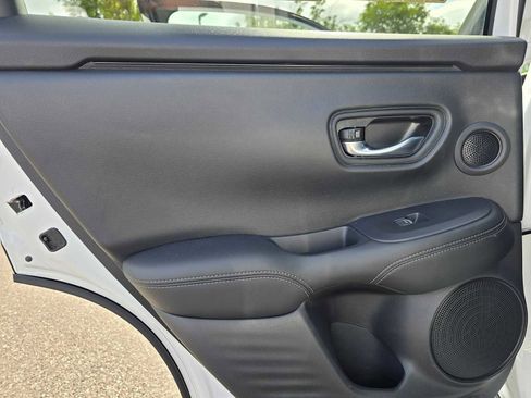 Used 2025 Honda HR-V EX-L image 19