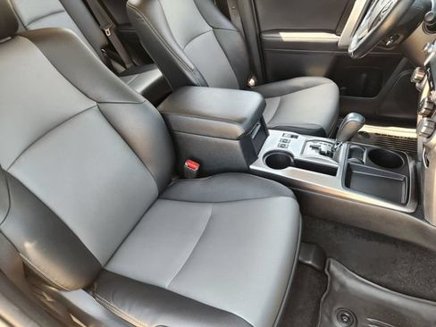 Used 2023 Toyota 4Runner SR5 Premium w/ Moonroof Package RWD image 10