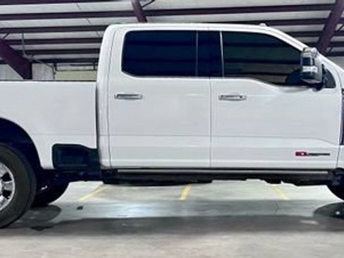 Used 2025 Ford F250 King Ranch w/ Chrome Package AWD/4WD image 2