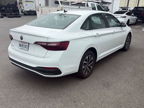 Used 2024 Volkswagen Jetta S FWD image 3