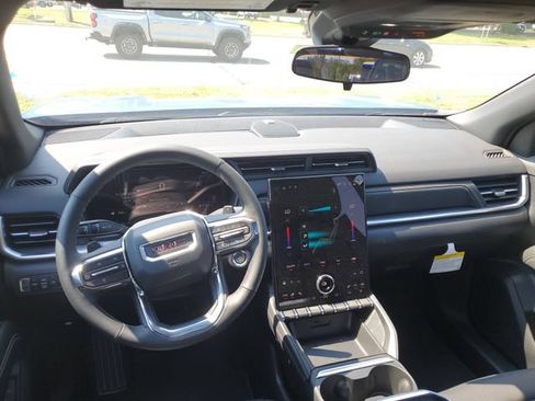 New 2026 GMC Terrain Elevation w/ Elevation Premium Package AWD/4WD image 25