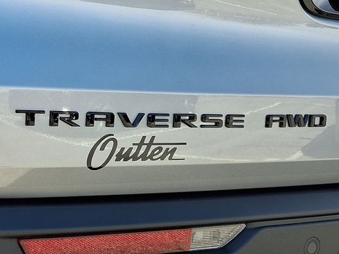 New 2026 Chevrolet Traverse Z71 image 11