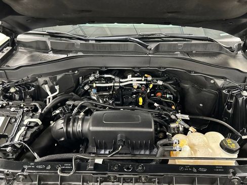 Certified 2023 Ford Explorer XLT w/ Equipment Group 202A AWD/4WD image 30