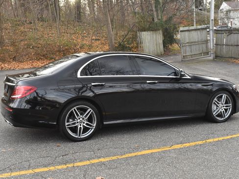 Used 2019 Mercedes-Benz E 300 image 8