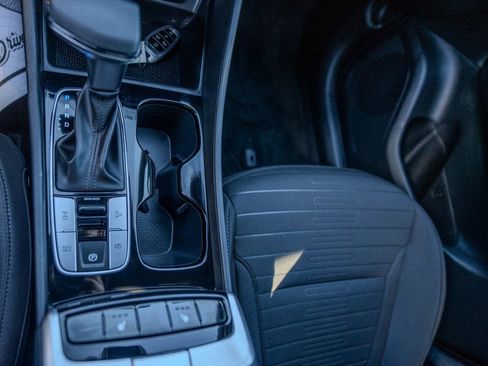 Certified 2024 Hyundai Santa Cruz SEL image 15