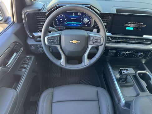 New 2026 Chevrolet Silverado 1500 LTZ w/ LTZ Premium Package image 18