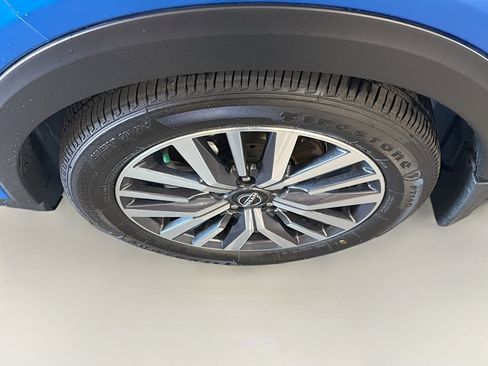 Used 2023 Nissan Kicks SV FWD image 11