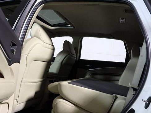Certified 2018 Acura MDX SH-AWD w/ Technology Package image 15