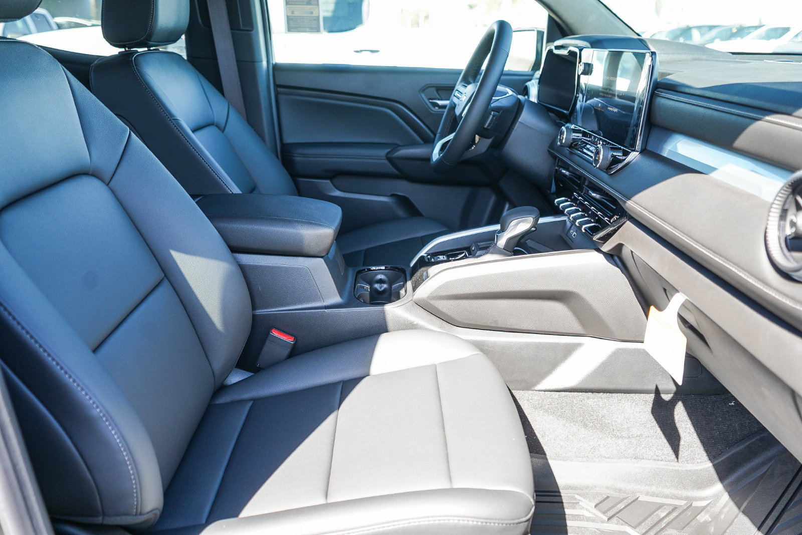 New 2026 Chevrolet Colorado LT w/ LT Convenience Package RWD image 18