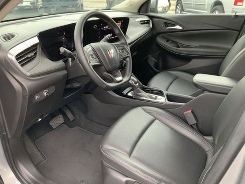 Used 2024 Buick Encore GX Sport Touring AWD/4WD image 25
