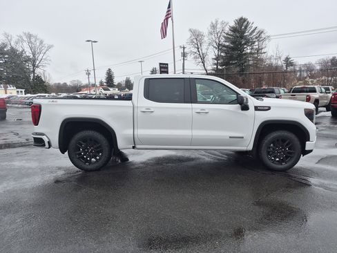 Used 2026 GMC Sierra 1500 Elevation w/ Elevation Premium Package image 6