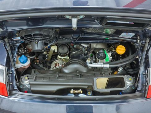 Used 2004 Porsche 911 GT3 image 32