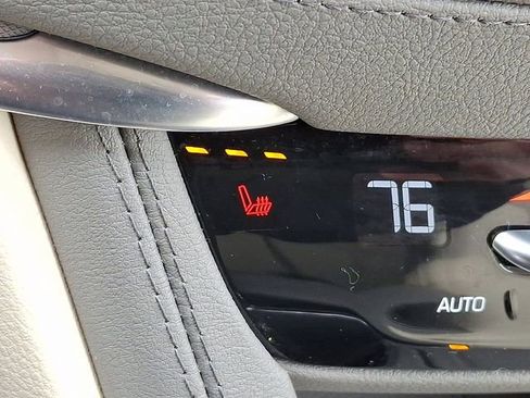 Certified 2024 Cadillac XT5 Premium Luxury image 29