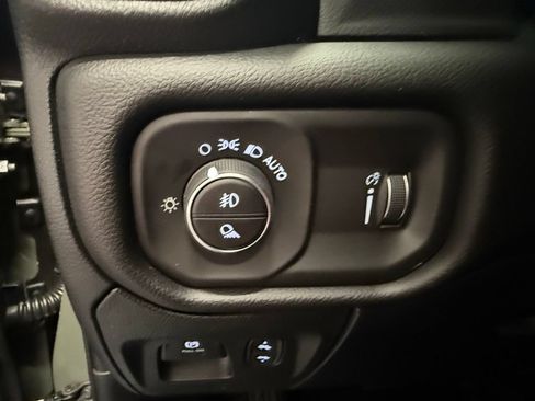 New 2026 RAM 1500 Big Horn AWD/4WD image 19