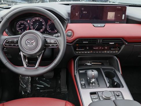 Used 2025 MAZDA CX-70 3.3 Turbo S w/ Premium Package image 32