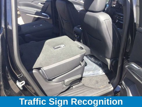 New 2025 Chevrolet Traverse LT w/ Enhanced Driving Package image 14