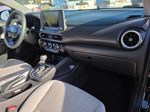 Used 2023 Hyundai Kona SEL image 9